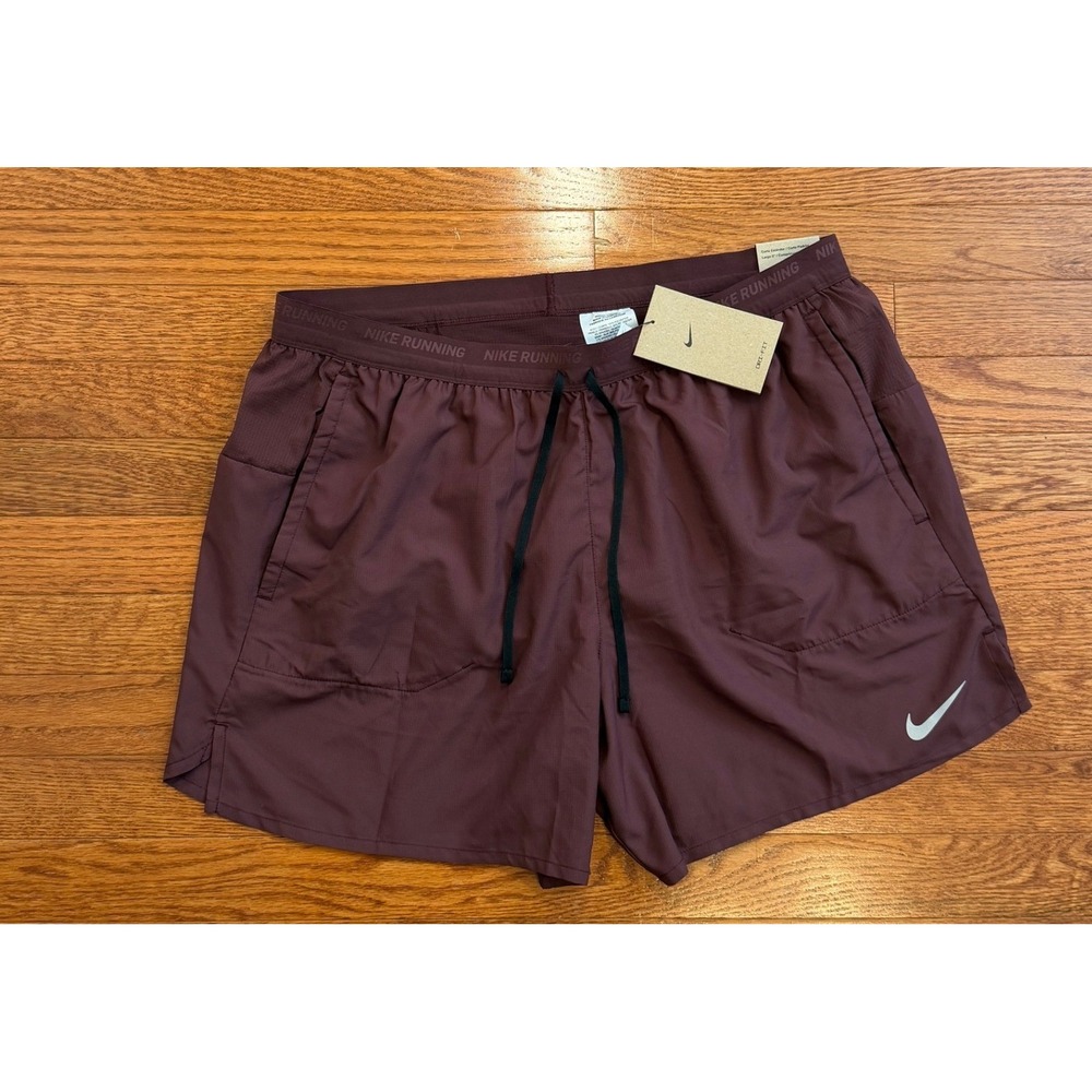 New Nike Stride Shorts Athletic Mens XL Lined 5" Burgundy DM4755-652 Running Gym